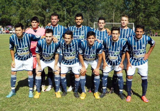 Atlético Sampacho volvió a ganar y se afirma en la punta.