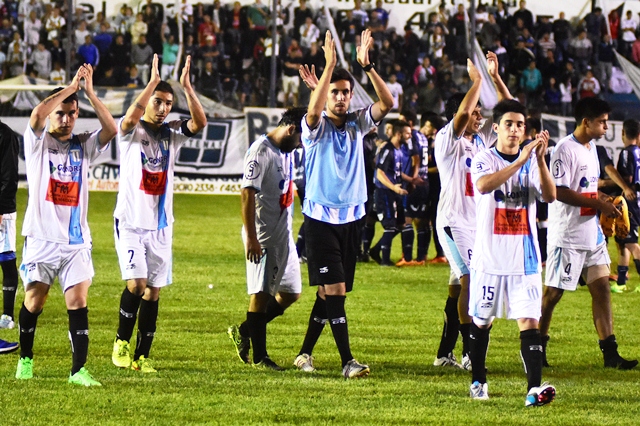 San Martín no pudo con Unión San Vicente y quedó afuera del Federal C.