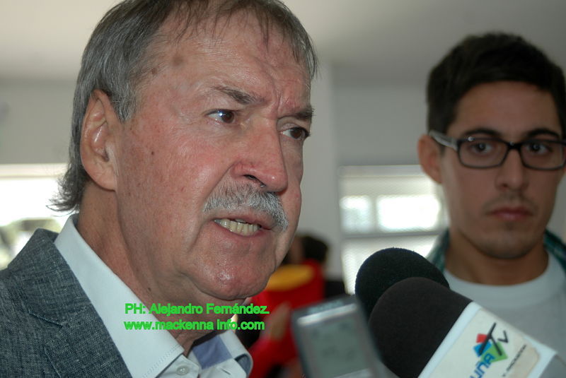 Schiaretti dijo que la Nación debería ayudar a las pequeñas y medianas empresas.