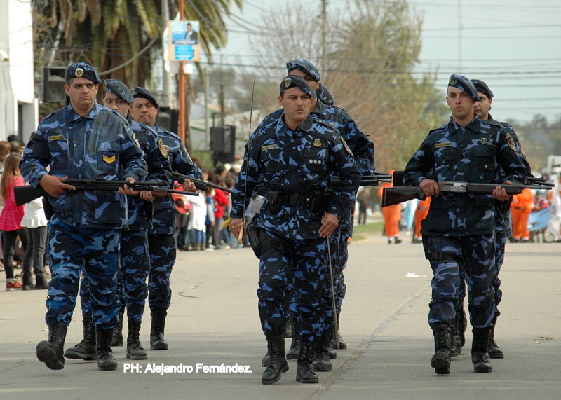 Acto y Desfile en la Plaza Domingo Faustino Sarmiento.