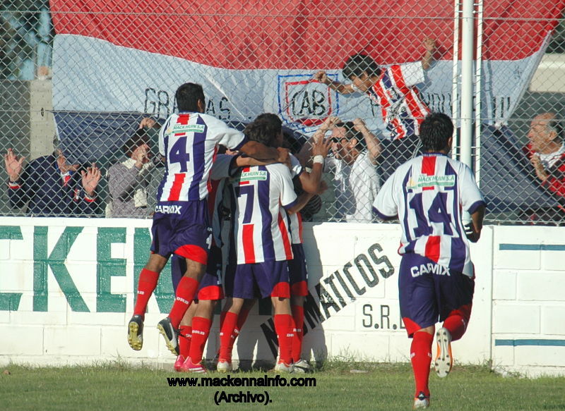 Belgrano ganó y sigue trepando.
