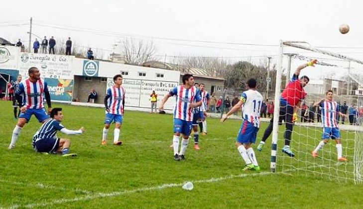 Belgrano bajo al Atlético Sampacho y se metió en el lote de los de arriba.