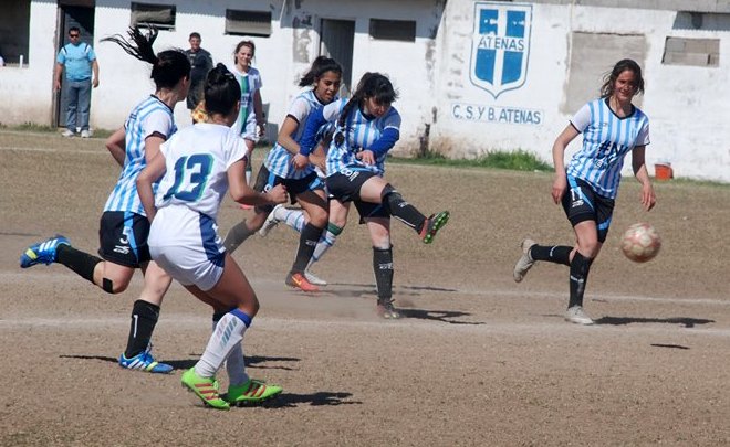 San Martín y la Universidad Blanco igualaron en un tanto.