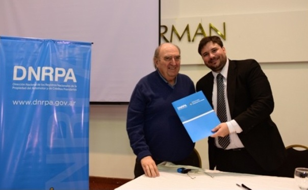 El Municipio de Mackenna firmó Convenio con la Provincia. El Municipio de Mackenna firmó Convenio con la Provincia.