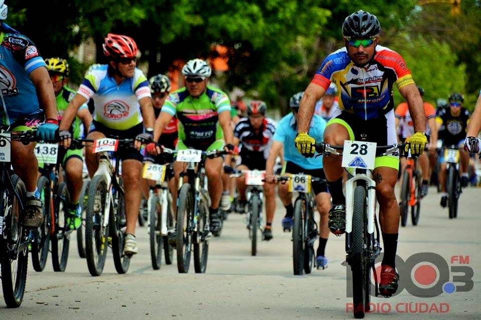 Tras las Huellas del Ranquel, con la participación de ciclistas de Mackenna.