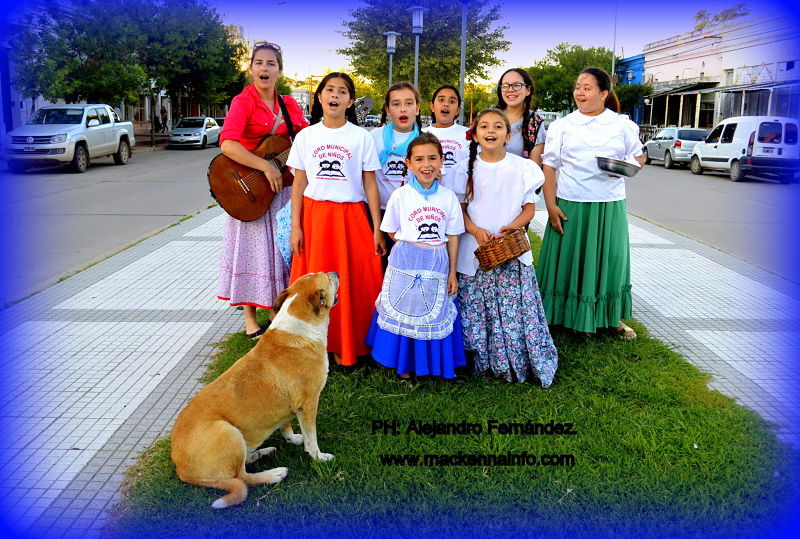 Haciendo Patria por las calles de Mackenna.