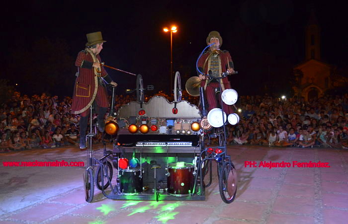 Brillante actuación del Circo Amarillo.