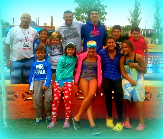 Nadadores de la Escuela Silvestre clasificaron al Torneo Provincial.