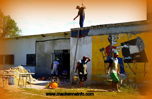 Refacciones en el IPETA y M Juan Antonio De Mena.