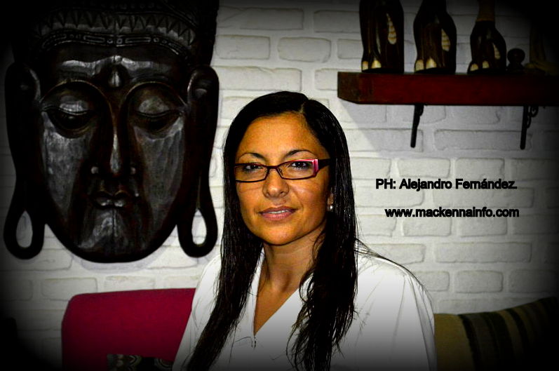 La Esteticista Angy Castillo se refiere a la Biodescodificación.