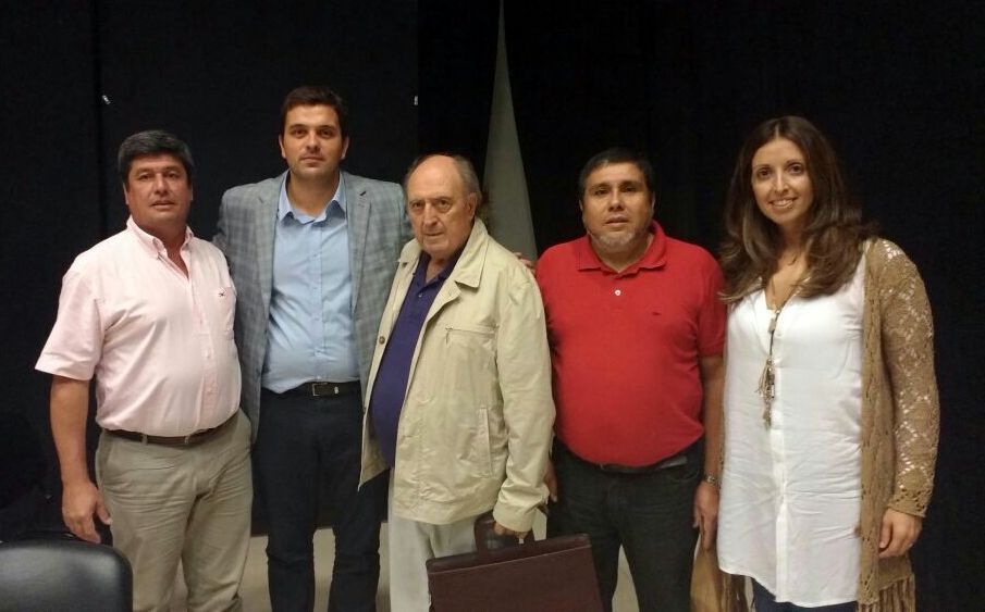 El Municipio de Mackenna, amplía su Parque Automotor.