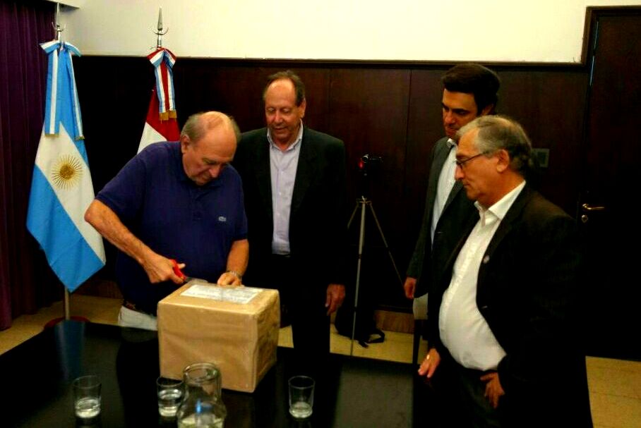 Se realizó la apertura de sobres, para licitar una parte de la obra de cloacas.