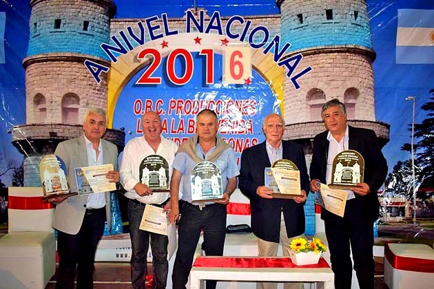 Los Trovadores del Torres cumplen 45 años recorriendo los escenarios del país.