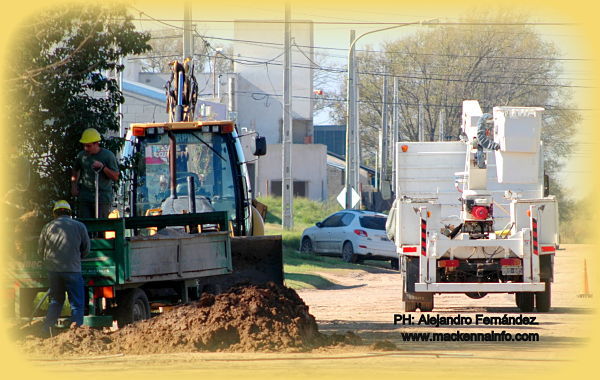 Sin prisa, pero sin pausa, continua la obra de cloacas.