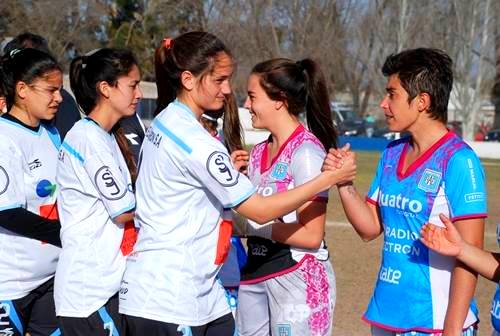Este Domingo en el Parque Las Barbies Celestes y Estudiantes se volverán a ver las caras.