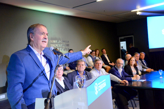 Gas Natural: El Gobernador  Schiaretti anunció que Habrá créditos para familias