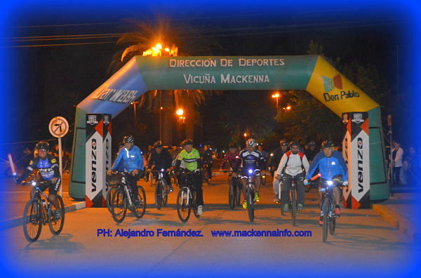 Masiva participación de ciclistas en el Cicloturismo Nocturno
