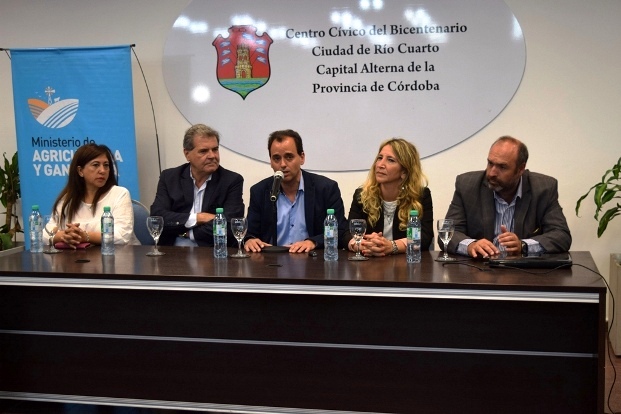 Río Cuarto: entregan $ 2.715.000 a productores agropecuarios