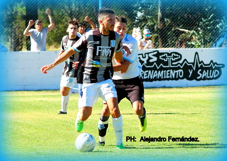  Con tres goles de Di Santo, San Martín ganó en el Parque