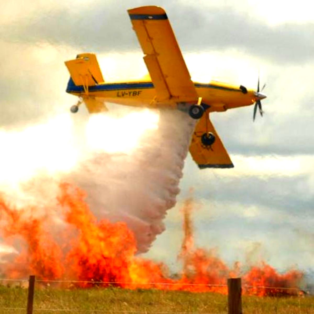 La Provincia suma un AT-802 Fire Bos a su flota de aviones hidrantes