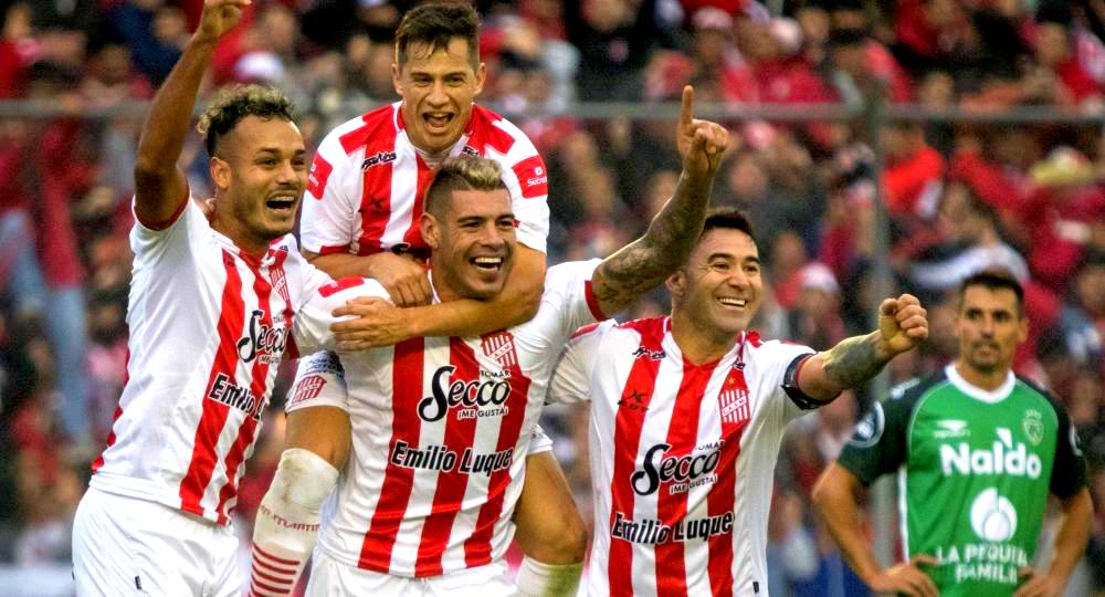 San Martín de Tucumán de la mano del Yagui Forestello ascendió a la Superliga