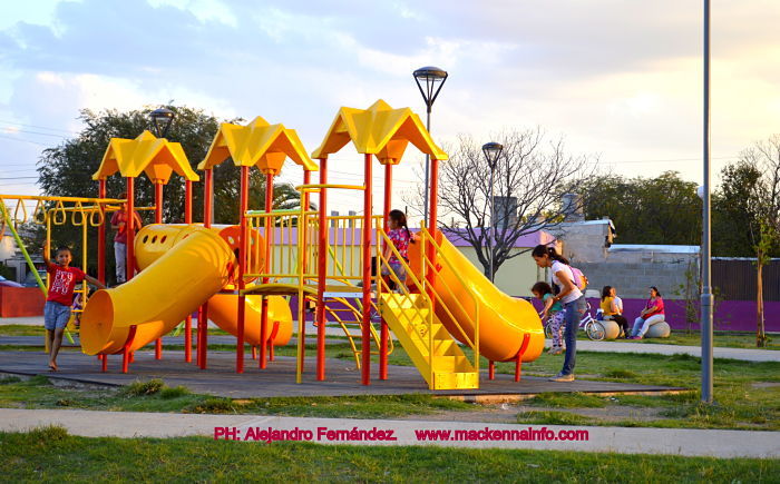 Espacios Públicos: Dos plazoletas para disfrutar en familia