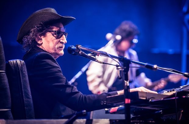 Charly García tocó en Córdoba y disparó contra el Presidente Macri