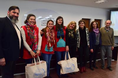 La IPETA y M de Mackenna junto a otros colegios de la Región recibieron Kits de Química
