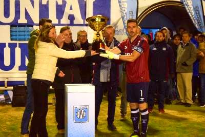 Talleres se quedó con la Copa de las Dos Capitales