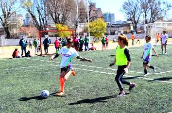 Río Cuarto: 2° fecha de la Liga Barrial con la participación de más de 350 chicos