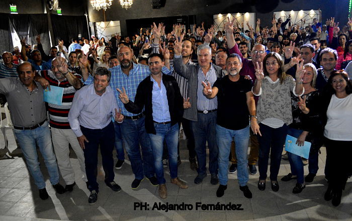 Masivo encuentro del Peronismo en Mackenna