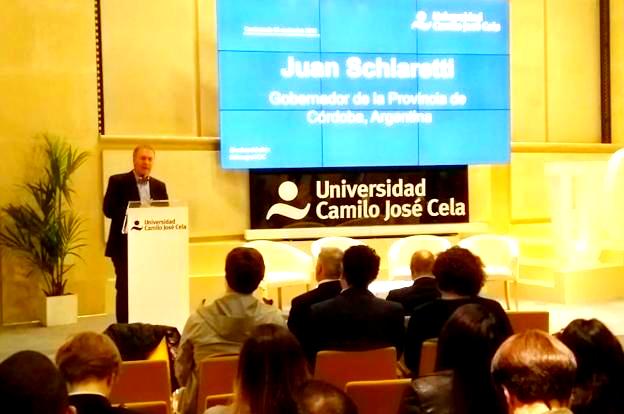 El Gobernador Schiaretti disertó en la Universidad Camilo José Cela de Madrid