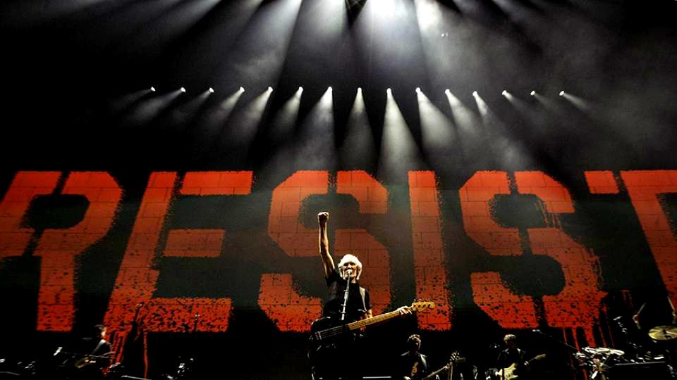 Reclamo de justicia por Rafael Nahuel en el primer recital de Waters en la Argentina