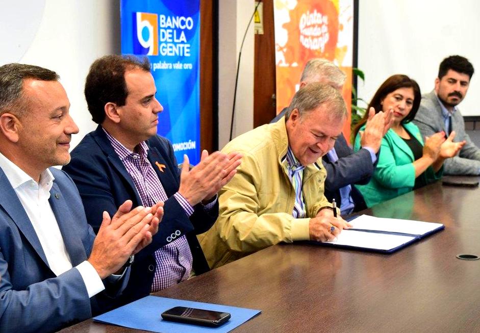 Transporte: Schiaretti aumentará los subsidios a los municipios