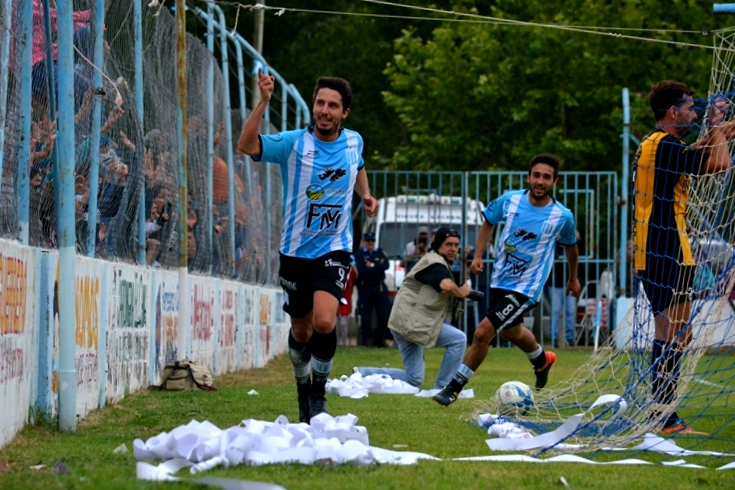El goleador Luis Di Santo ya no es más  jugador de San Martín