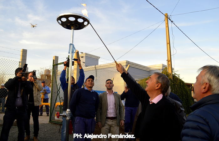 “Trabajaremos para que el gas llegue a cada casa y cada pequeña y mediana empresa