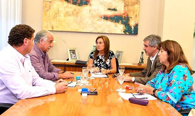 El Gobierno y UEPC acordaron pauta salarial para 2019