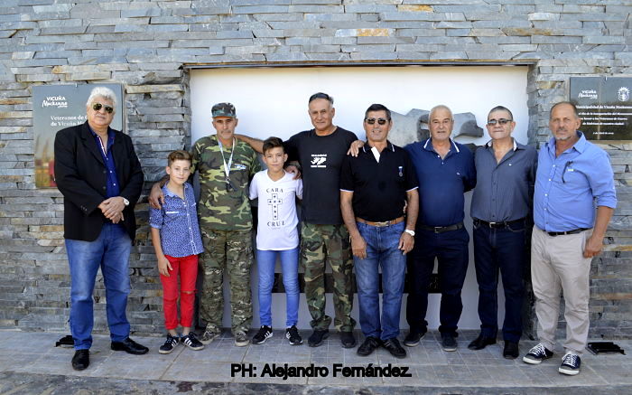 Malvinas: Emotivo reconocimiento a nuestros Héroes