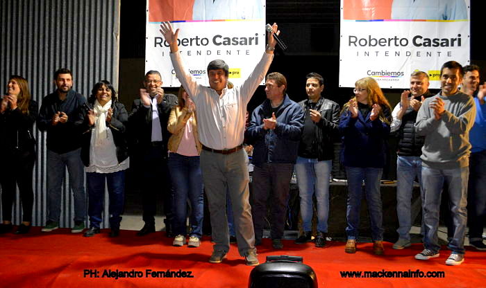 Elecciones Municipales: Masivo acto del Candidato Roberto Casari