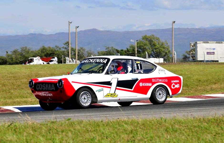 Al piloto de Mackenna Beto Cuervo se le escapó sobre el final