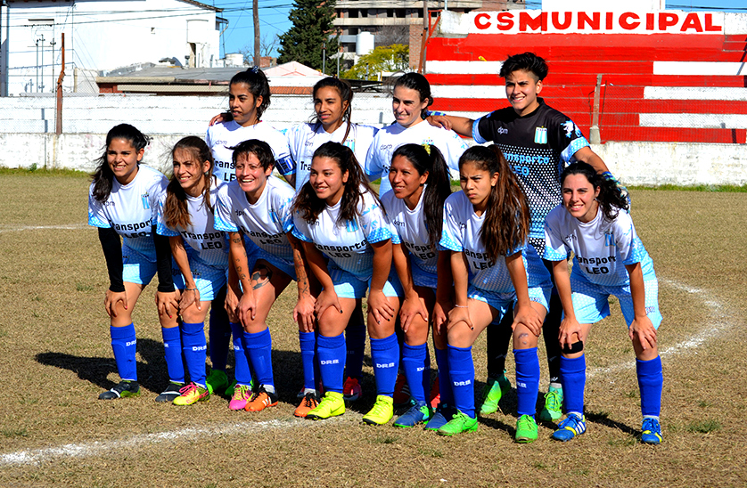 Las Barbies Celestes golearon a Rosario y lideran en soledad la Zona Sur