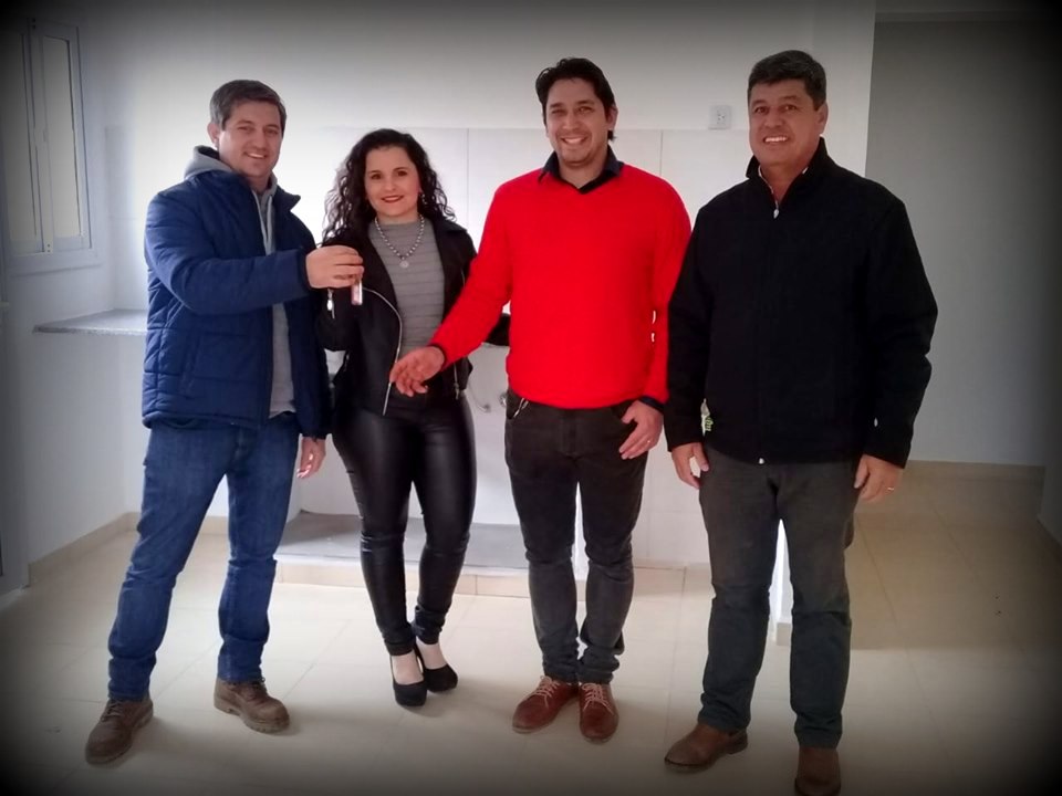 El Municipio entregó otra vivienda