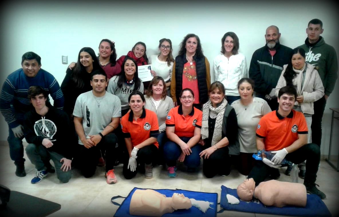 Finalizó con éxito el primer Curso de Primeros Auxilios