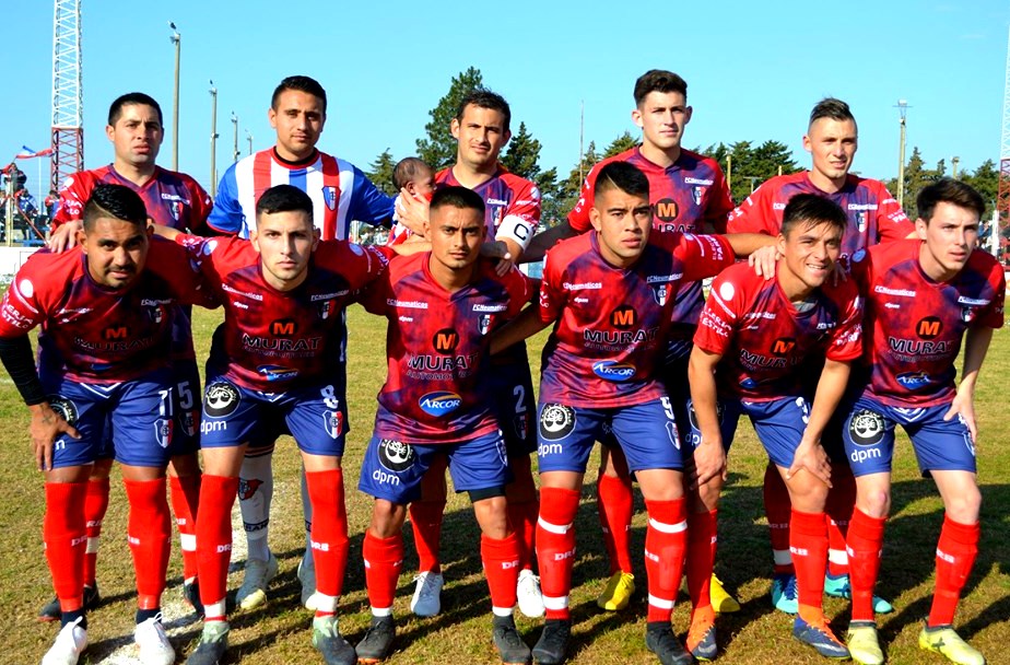 Belgrano le ganó a Everton y picó en punta
