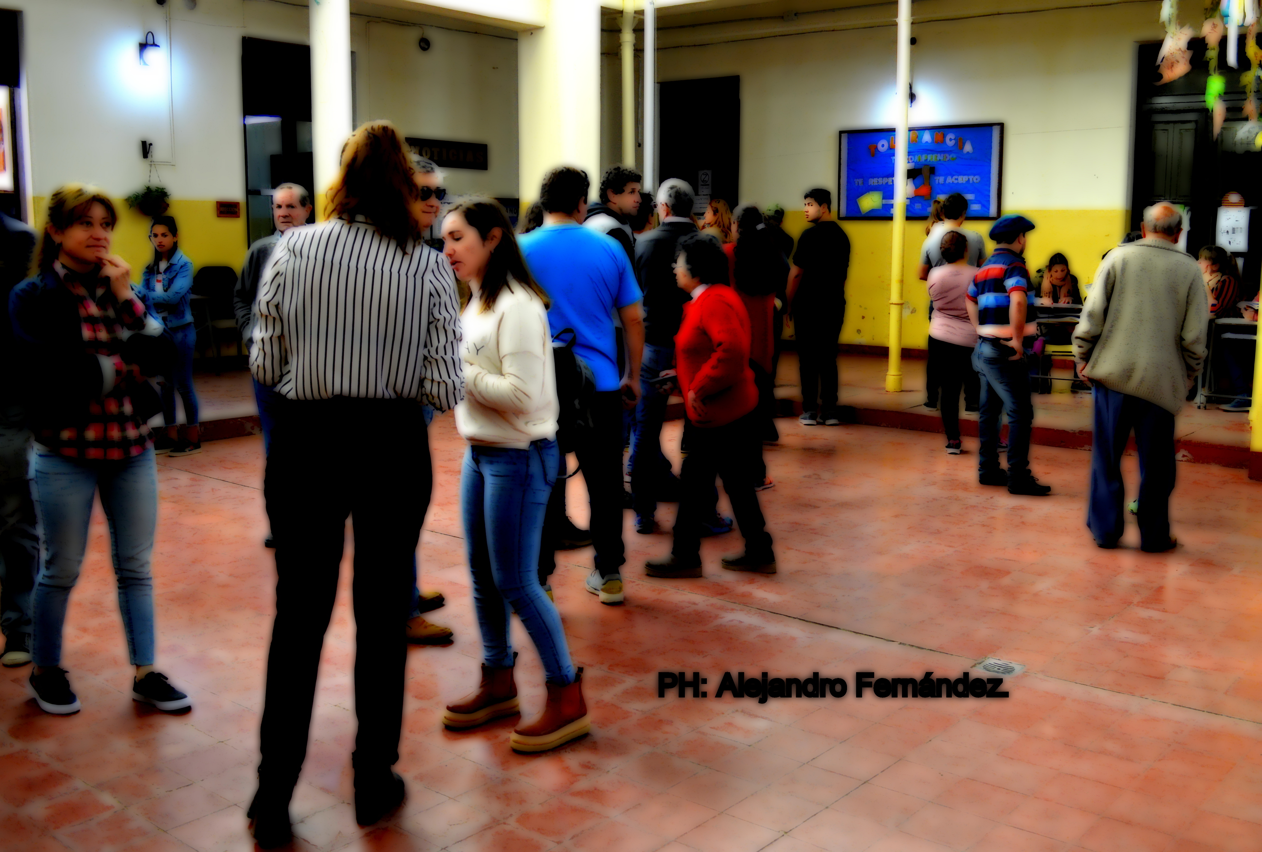 Luego de la votación, el lunes 12 la actividad escolar será normal