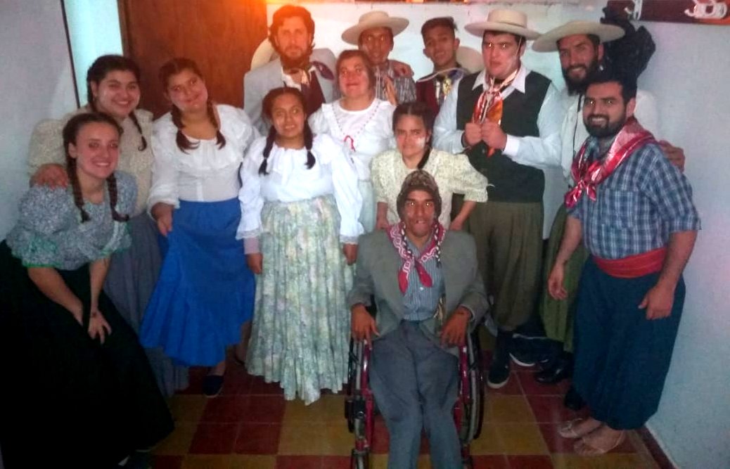 Talleres Culturales de Mackenna se presentaron en la localidad de Chaján