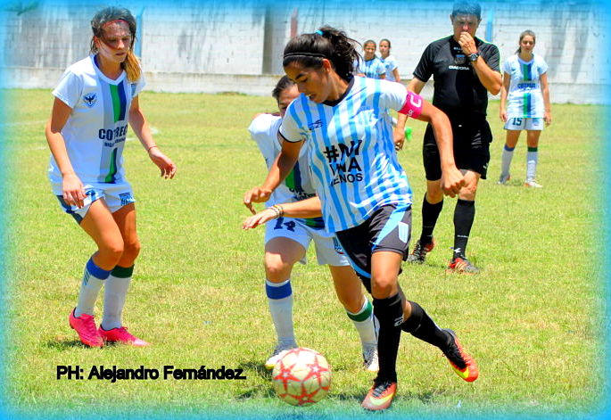 San Martín y la Universidad Blanco, disputan el clásico regional con sabor a final