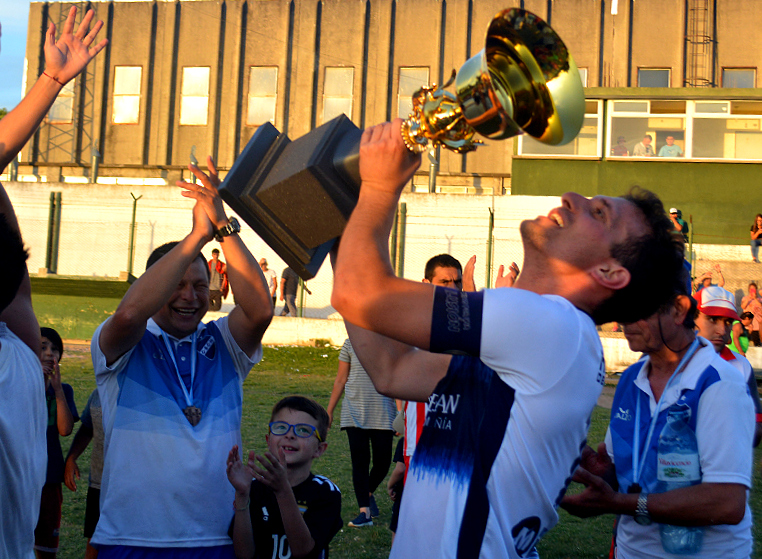 Herlitzka gritó Campeón y volvió a ser de Primera 