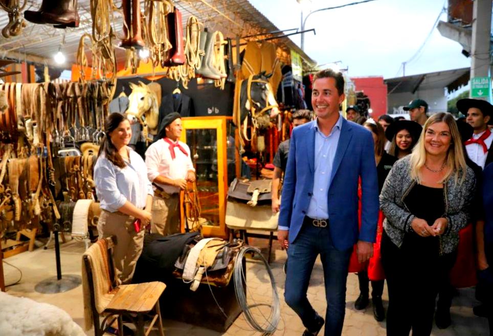 Calvo inauguró obras en el Festival de Jesús María