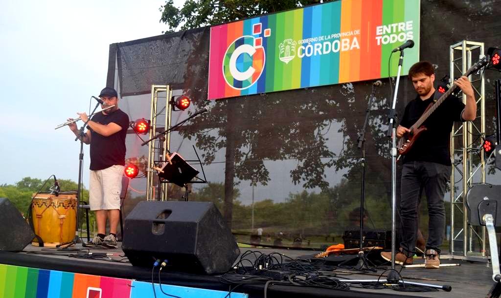 Verano 2020: Con gran convocatoria de público comenzaron los ciclos musicales